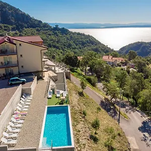 https://bb-villa-betina.in-istria.net