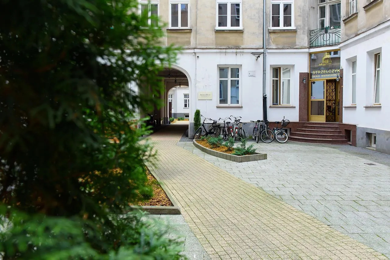 Hostel Constitution Square Rooms Warschau Polen